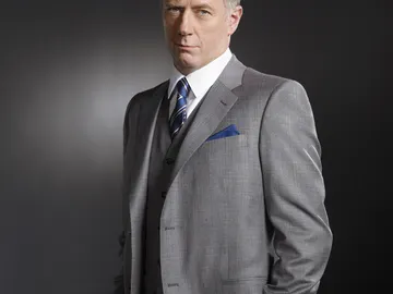 Xander Berkeley es Percy Xander Berkeley es Percy