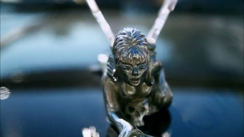 Un Thunderbird del 58, el terror de los coches