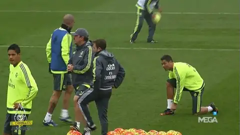 Cristiano Ronaldo 'burrea' a Rafa Benítez Cristiano Ronaldo 'burrea' a Rafa Benítez