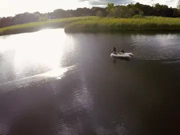 Persiguiendo a Hitler Persiguiendo a Hitler