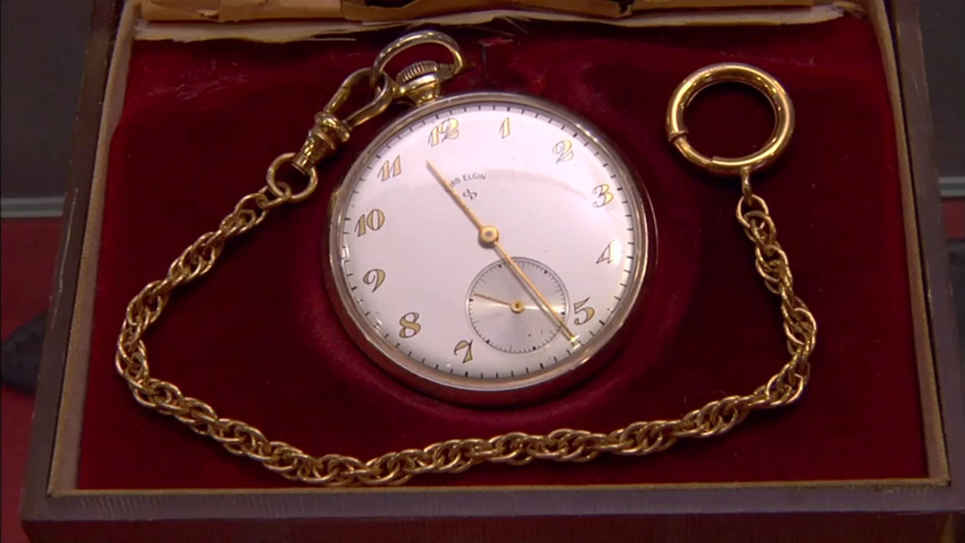 Frame 0.0 de: Un reloj que de Henry Ford II que no tiene el valor que su dueña pensaba