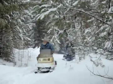 Frame 114.829477 de: Viaja desde Florida a Nebraska para estar con su padre Frame 114.829477 de: Viaja desde Florida a Nebraska para estar con su padre