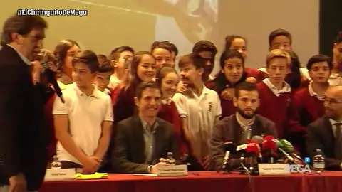 Acto de Nacho presentado por Iñaki Acto de Nacho presentado por Iñaki