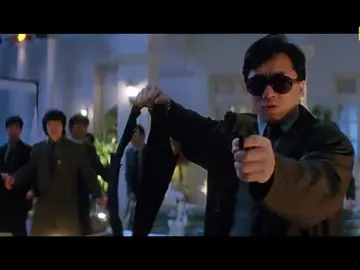 Frame 10.940881 de: Asia Extrema: 'Twin Dragons' Frame 10.940881 de: Asia Extrema: 'Twin Dragons'