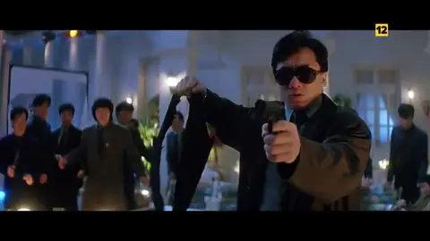 Frame 10.940881 de: Asia Extrema: 'Twin Dragons' Frame 10.940881 de: Asia Extrema: 'Twin Dragons'