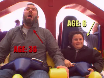 Así reaccionan Bert y un niño, en uno de los columpios más grandes del mundo Así reaccionan Bert y un niño, en uno de los columpios más grandes del mundo