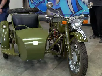 Réplica de una moto rusa Réplica de una moto rusa