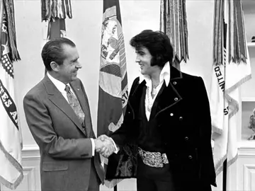 Cómo Elvis consiguió su placa de Agente Antidroga Cómo Elvis consiguió su placa de Agente Antidroga