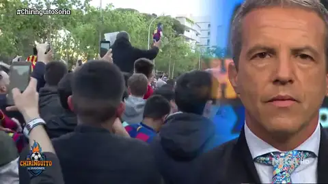 Cristóbal Soria provoca el éxtasis en Barcelona en su reto de llevarle la Biblia a Messi Cristóbal Soria provoca el éxtasis en Barcelona en su reto de llevarle la Biblia a Messi