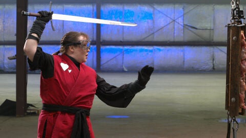 Forjado a fuego: Cuchillo o muerte