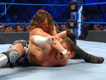 Daniel Bryan y Buddy Murphy Daniel Bryan y Buddy Murphy