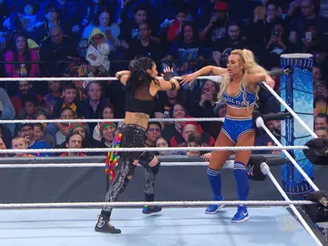 Sonya y Carmella Sonya y Carmella