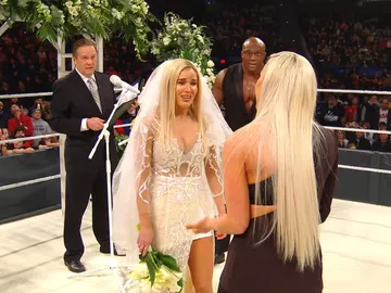 Boda entre Lana y Bobby Lashley Boda entre Lana y Bobby Lashley