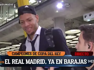 El Chiringuito 'caza' a los jugadores del Real Madrid en el aeropuerto tras ganar la Copa ACB El Chiringuito 'caza' a los jugadores del Real Madrid en el aeropuerto tras ganar la Copa ACB