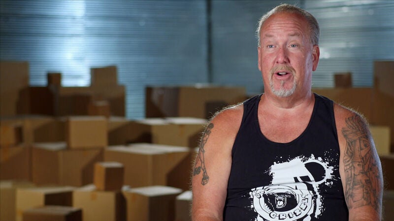 El comprador Darrel Sheets adquiere un trastero lleno de juguetes