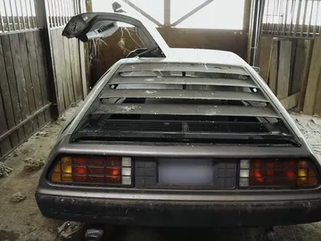 Mike encuentra un De Lorean Mike encuentra un De Lorean