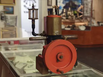 Un motor de barco Un motor de barco