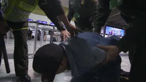 "Menos de 20 robos al año": Así actúa la policía del aeropuerto "Menos de 20 robos al año": Así actúa la policía del aeropuerto