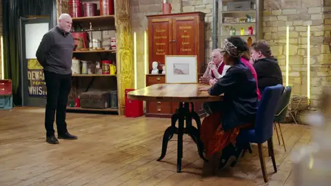 Este vendedor no consigue a nadie que pueda pagar su cuadro Este vendedor no consigue a nadie que pueda pagar su cuadro