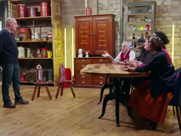 Unas sillas de parto españolas causan furor en el salón Unas sillas de parto españolas causan furor en el salón