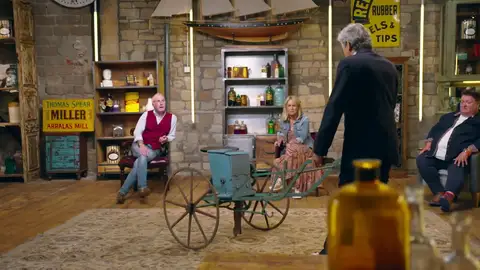 ¿Para que servirá este minicarruaje de la antigüedad? ¿Para que servirá este minicarruaje de la antigüedad?