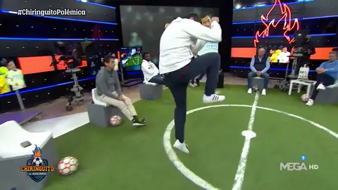 Tomás Roncero: "Le clava la rodilla" Tomás Roncero: "Le clava la rodilla"