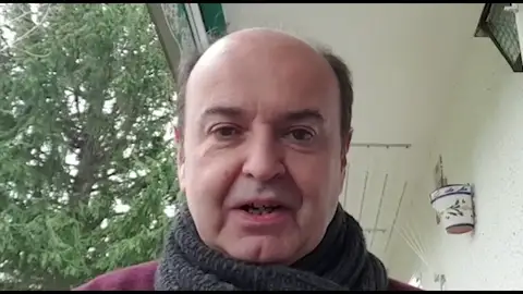 Juanma Rodríguez: "MENOS FINGIR y MÁS JUGAR" Juanma Rodríguez: "MENOS FINGIR y MÁS JUGAR"