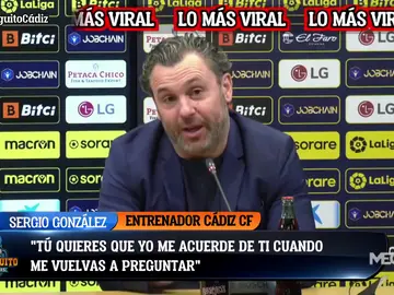 La rueda de prensa más surrealista en la vida de Sergio, nuevo entrenador del Cádiz La rueda de prensa más surrealista en la vida de Sergio, nuevo entrenador del Cádiz