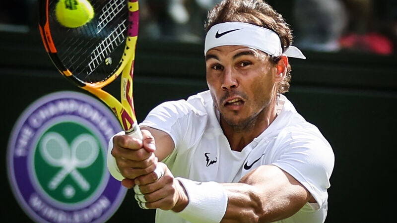 Nadal gana a Berankis y está en tercera ronda de Wimbledon
