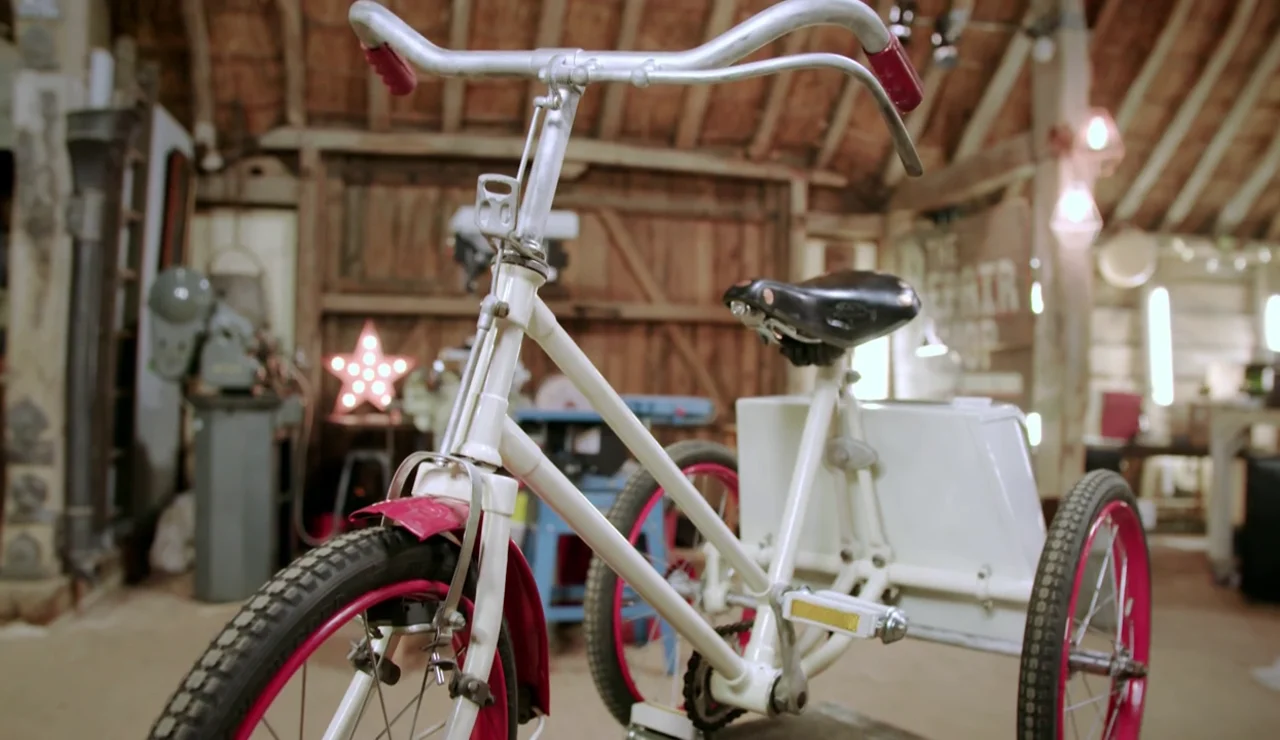 Un triciclo clásico, el juguete más vendidos de la década de los 40