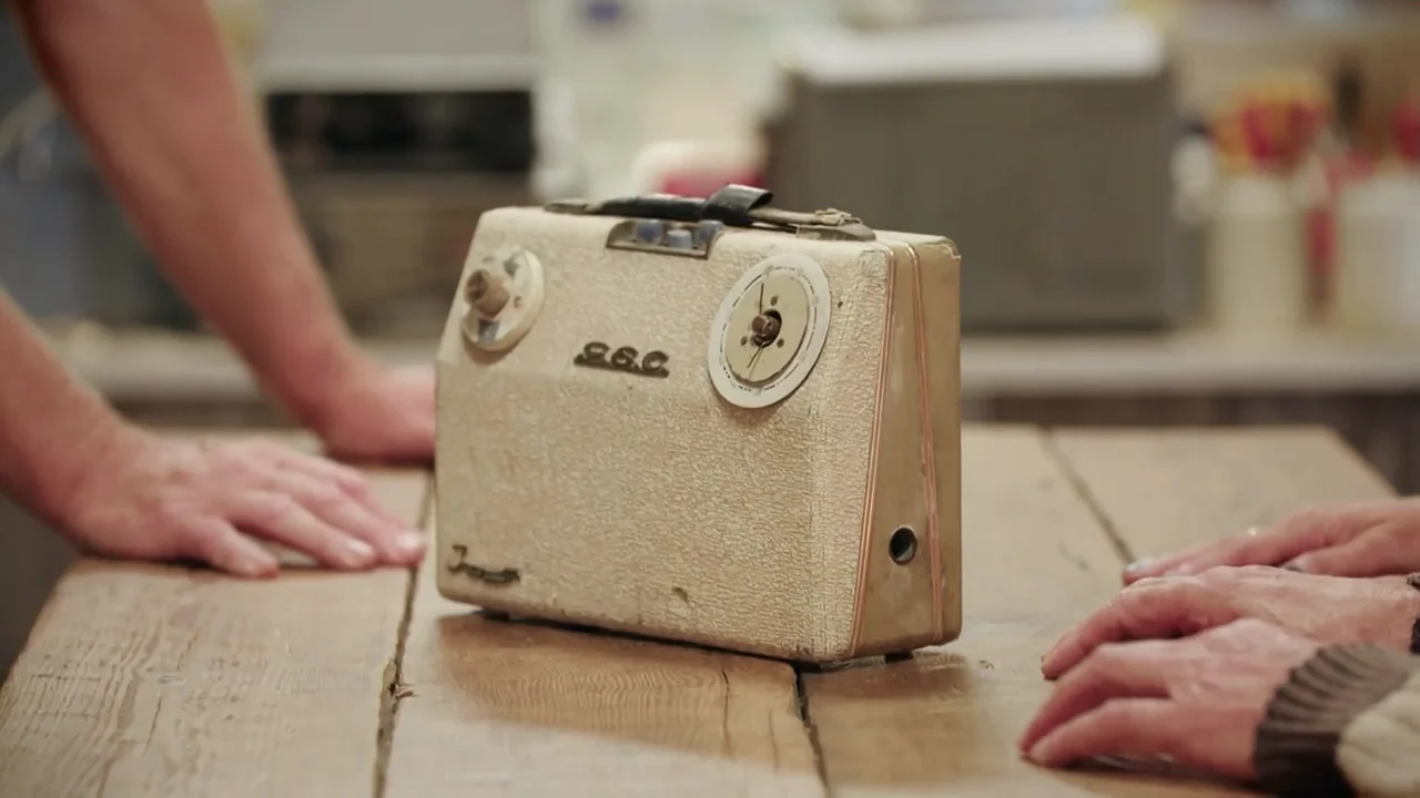 Llega a la tienda de las restauraciones una radio hist&oacute;rica