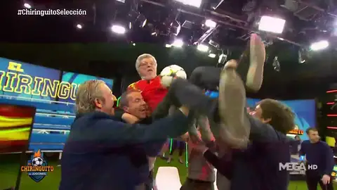 José Damián, manteado José Damián, manteado