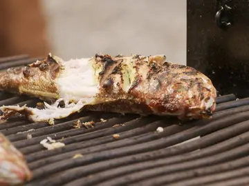 Pez a la parrilla Pez a la parrilla