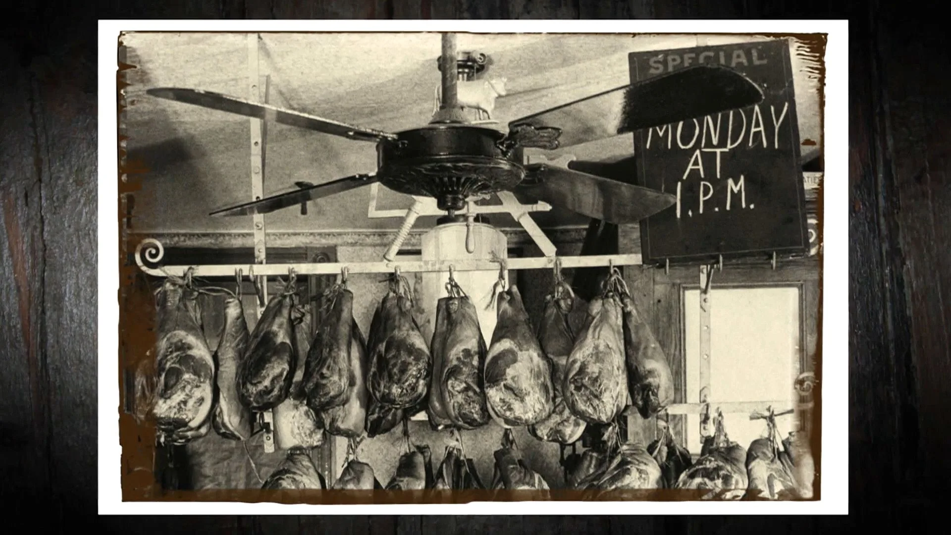 Cartel comercial antiguo Cazatesoros