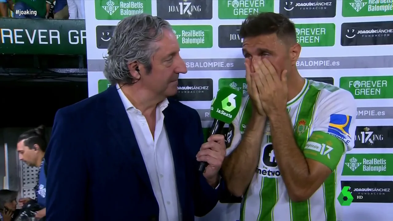 Joaquín se emociona con Pedrerol en su despedida Joaquín se emociona con Pedrerol en su despedida