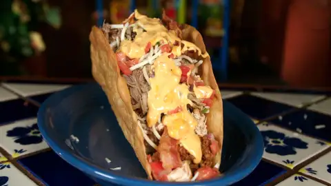 Taco gigante para Casey Crónicas carnívoras