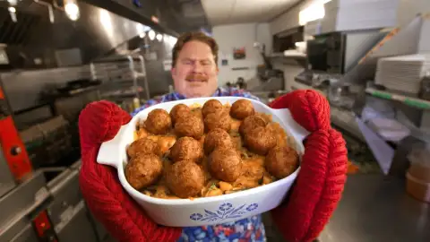 Hotdish Crónicas carnívoras