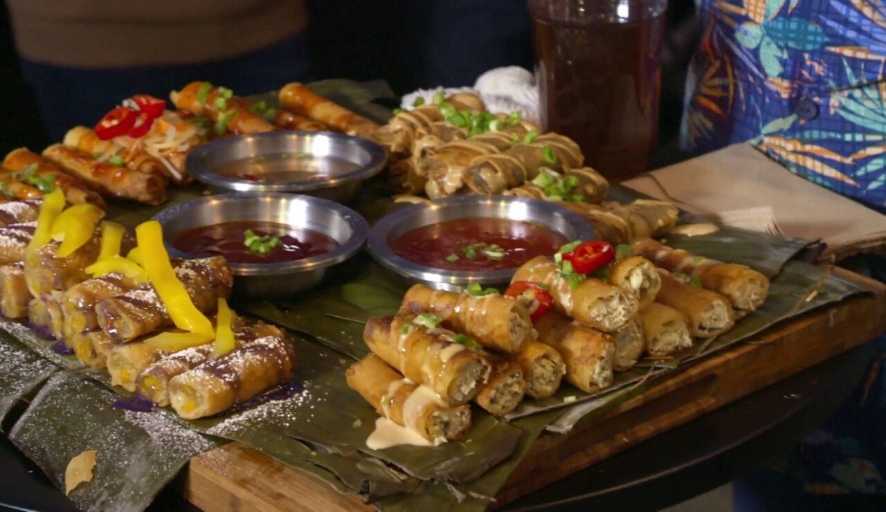 28 rollitos de primavera filipinos esperan a Casey
