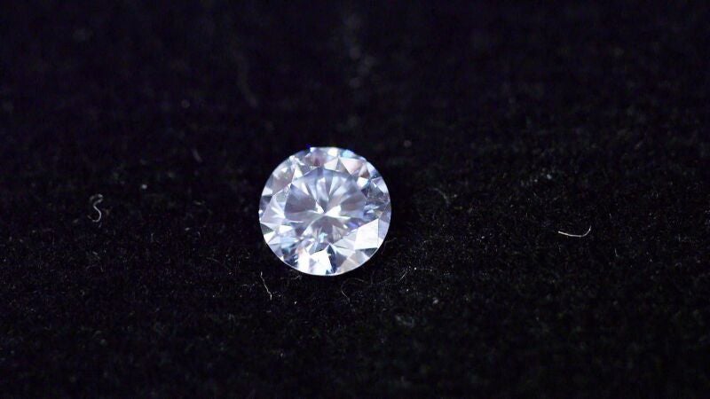 ¿Cuánto cuesta este diamante hecho con pelo de Beethoven? 