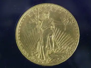 Una moneda de águila doble de 1927 que resulta ser una falsificación 