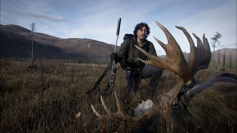 El inteligente ardiz que emplea Glenn para cazar alces en Alaska