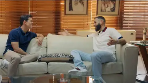 Edu Aguirre entrevista, en exclusiva, a Karim Benzema en 'Los amigos de Edu', esta noche en Mega Edu Aguirre entrevista, en exclusiva, a Karim Benzema en 'Los amigos de Edu', esta noche en Mega