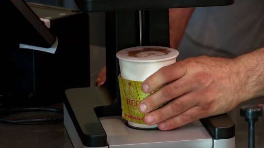 De la decepci&oacute;n al golpe de suerte: Barry halla una cafetera de lujo en un trastero lleno de trastos