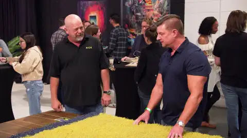 Rick viaja a Michigan en busca de reliquias y termina negociando un trozo de historia del fútbol americano Rick viaja a Michigan en busca de reliquias y termina negociando un trozo de historia del fútbol americano