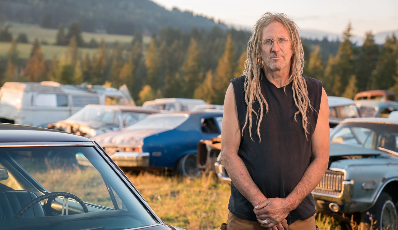 Mike Hall: el alma rebelde de Rust Bros que convierte coches oxidados en tesoros sobre ruedas