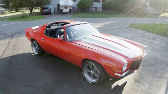 El emotivo homenaje de Mike: restaura un Camaro del 71 con el motor que le hab&iacute;a vendido su amigo, recientemente fallecido