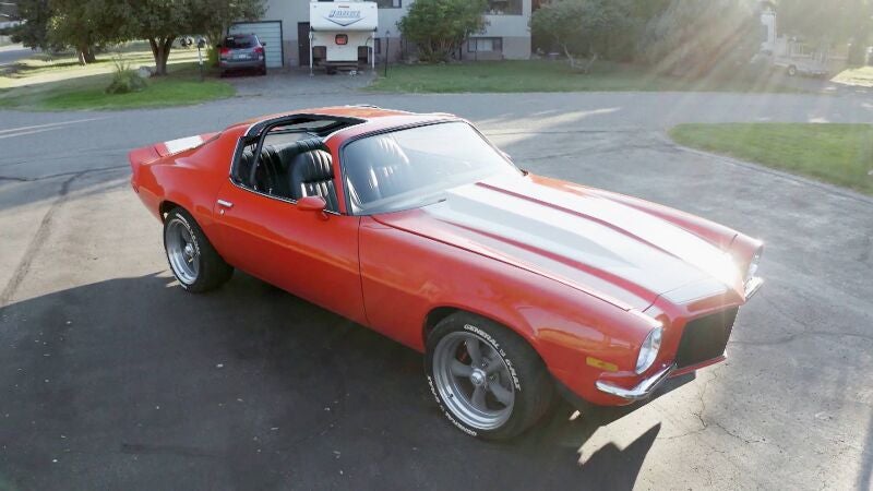 El emotivo homenaje de Mike: restaura un Camaro del 71 con el motor que le había vendido su amigo, recientemente fallecido