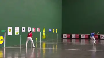 Nuevo enfrentamiento en Frontón: Peña II y Bakaikoa, desde el Frontón Bizkaia, este domingo en Mega. Nuevo enfrentamiento en Frontón: Peña II y Bakaikoa, desde el Frontón Bizkaia, este domingo en Mega.