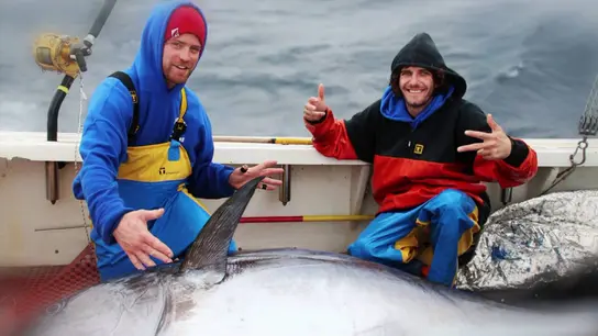 Pesca extrema - Comienza la temporada de pesca tras la muerte del primer oficial del Pinwheel Pesca extrema - Comienza la temporada de pesca tras la muerte del primer oficial del Pinwheel