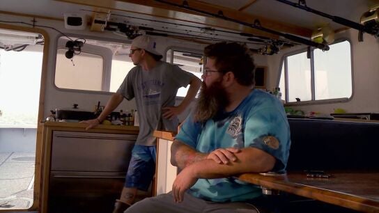 Pesca extrema - 100 barcos buscan el mismo at&uacute;n: los problemas con los que se encuentran en Pesca Extrema